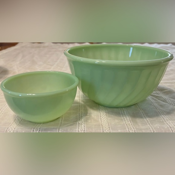 1950's Fire King Jadeite Mixing Bowls — Bowls Swirl Pattern - Picture 1 of 9